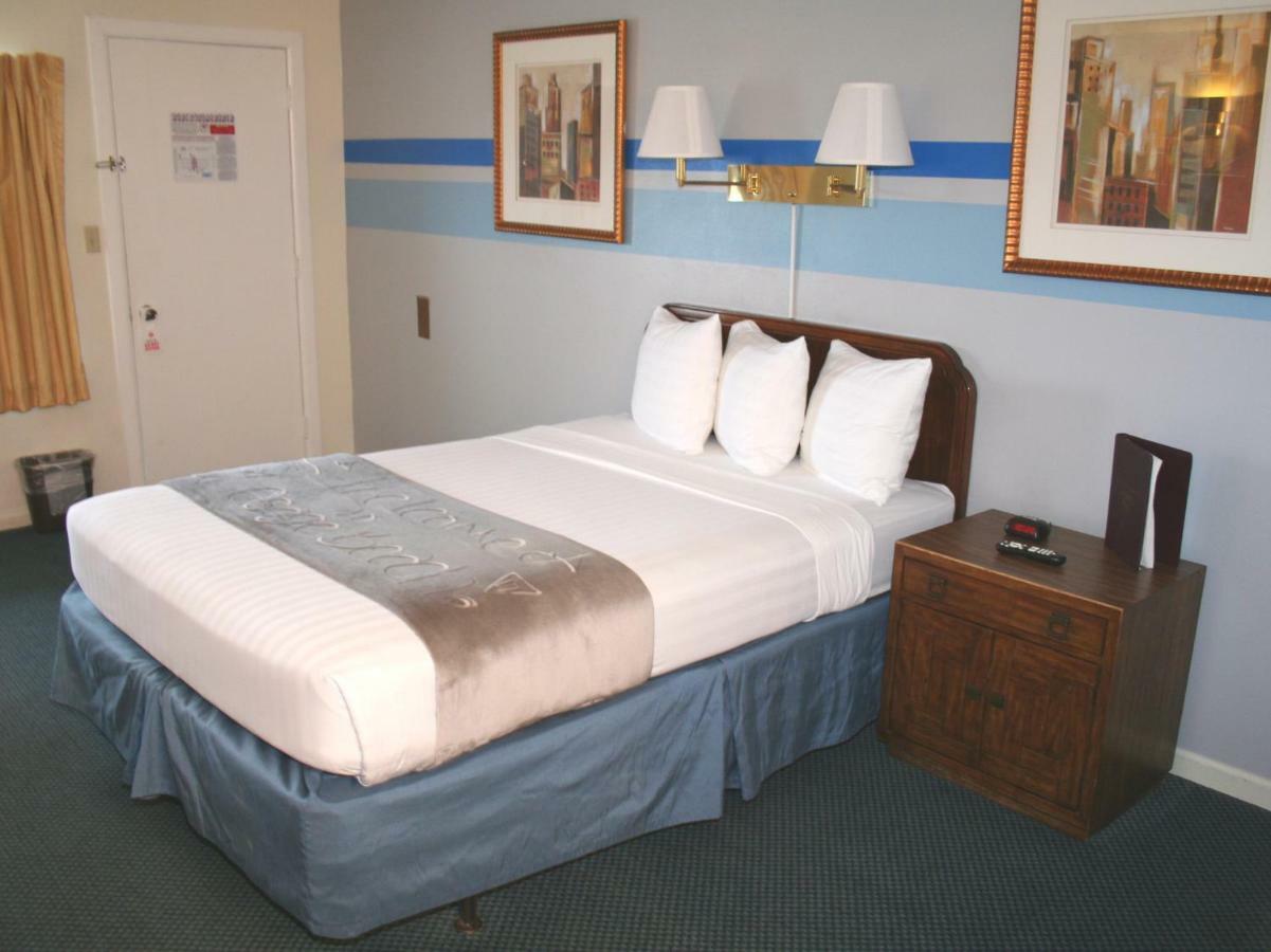 Lake Lighthouse Inn Osage Beach Εξωτερικό φωτογραφία